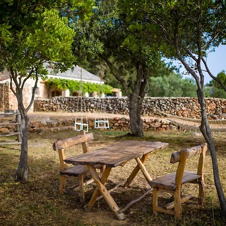 House With A Parking Space Humac, Hvar - 8805 Feriehus *