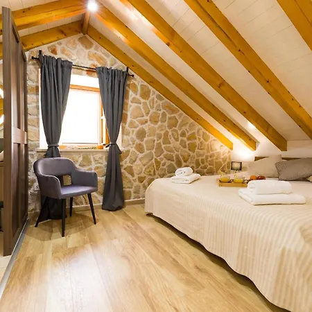 Feriehus House With A Parking Space Humac, Hvar - 8805 Jelsa (Hvar)